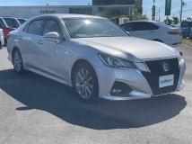 2017 Toyota Crown Hybrid