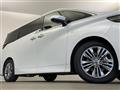 2025 Toyota Alphard
