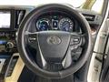 2018 Toyota Alphard Hybrid