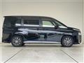 2022 Toyota Voxy