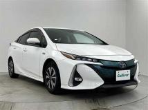 2017 Toyota Prius PHV