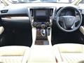 2018 Toyota Alphard Hybrid