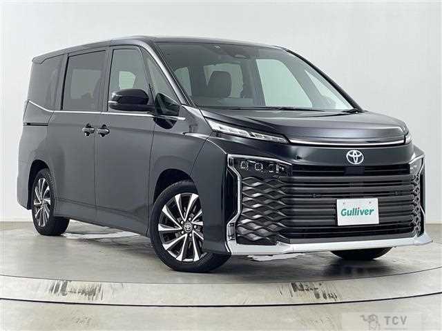 2023 Toyota Voxy