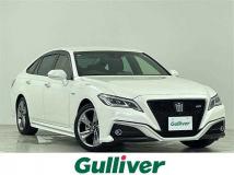 2018 Toyota Crown Hybrid