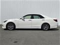 2016 Toyota Crown Hybrid