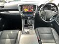 2019 Toyota Alphard Hybrid