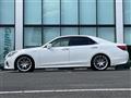 2016 Toyota Crown Hybrid