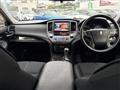2013 Toyota Crown Hybrid