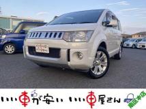 2013 Mitsubishi Delica D5