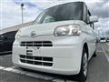 2011 Daihatsu Tanto