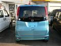 2011 Nissan ROOX