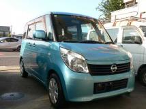2011 Nissan ROOX