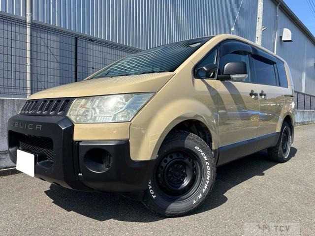 2007 Mitsubishi Delica D5