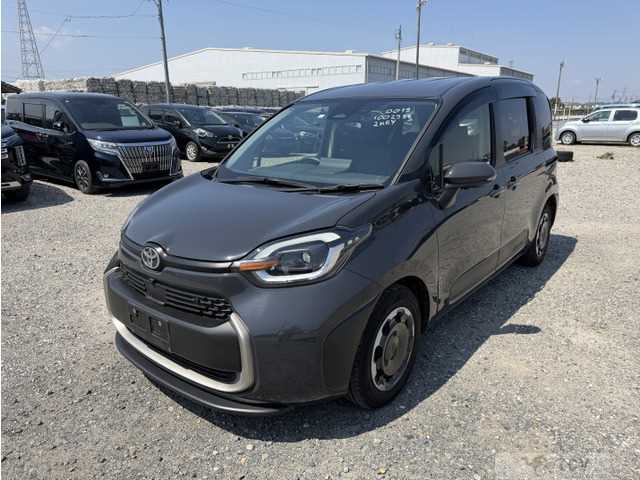2023 Toyota Sienta