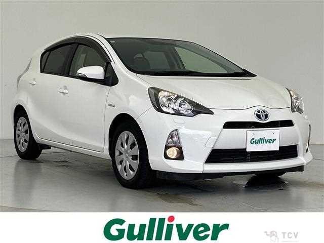 2013 Toyota AQUA