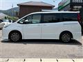 2016 Toyota Noah