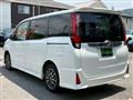 2016 Toyota Noah