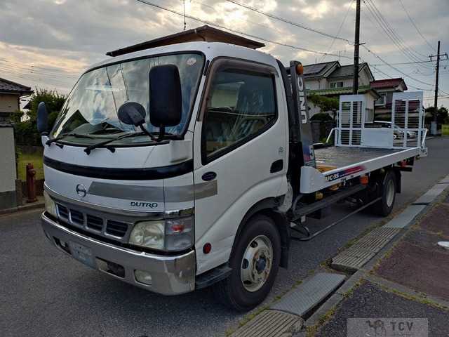 2005 Hino Dutro