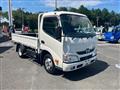 2015 Hino Dutro