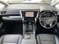 2022 Toyota Alphard Hybrid