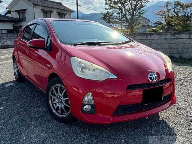 2013 Toyota AQUA