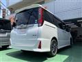 2016 Toyota Noah