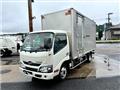 2016 Hino Dutro