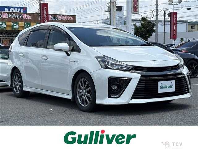 2015 Toyota PRIUS α