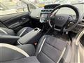 2015 Toyota PRIUS α