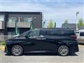 2025 Toyota Alphard