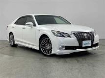 2013 Toyota Crown Majesta