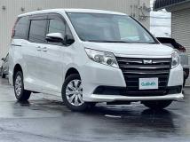 2015 Toyota Noah