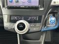 2011 Toyota PRIUS α