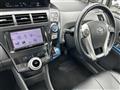 2011 Toyota PRIUS α