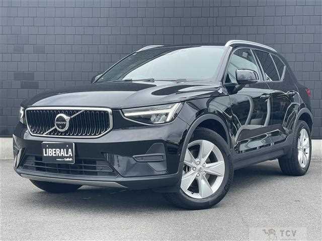 2022 Volvo XC40