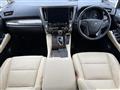 2021 Toyota Alphard Hybrid