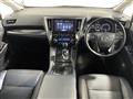 2019 Toyota Alphard Hybrid