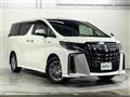 2019 Toyota Alphard Hybrid