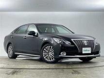 2015 Toyota Crown Majesta