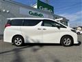 2015 Toyota Alphard