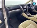 2019 Toyota Alphard Hybrid