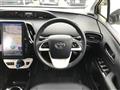 2018 Toyota Prius PHV