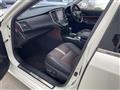 2015 Toyota Crown Hybrid