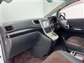 2013 Toyota Alphard