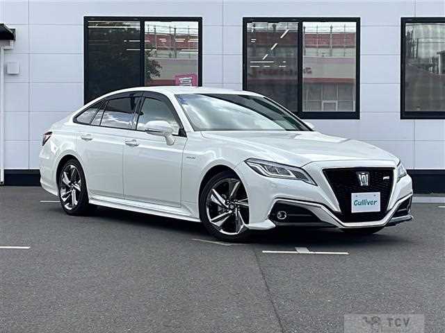 2018 Toyota Crown Hybrid