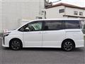 2017 Toyota Voxy