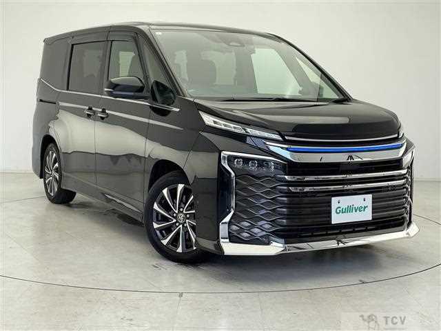 2023 Toyota Voxy