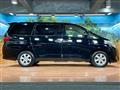 2013 Toyota Alphard