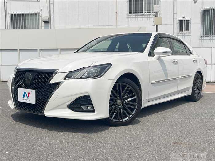 2015 Toyota Crown