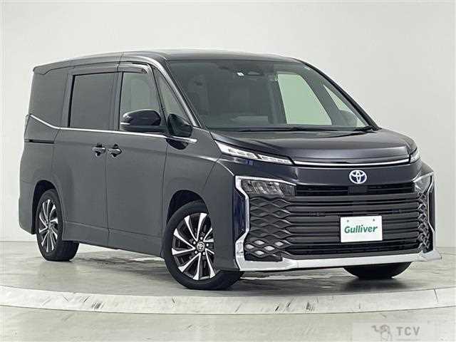 2022 Toyota Voxy
